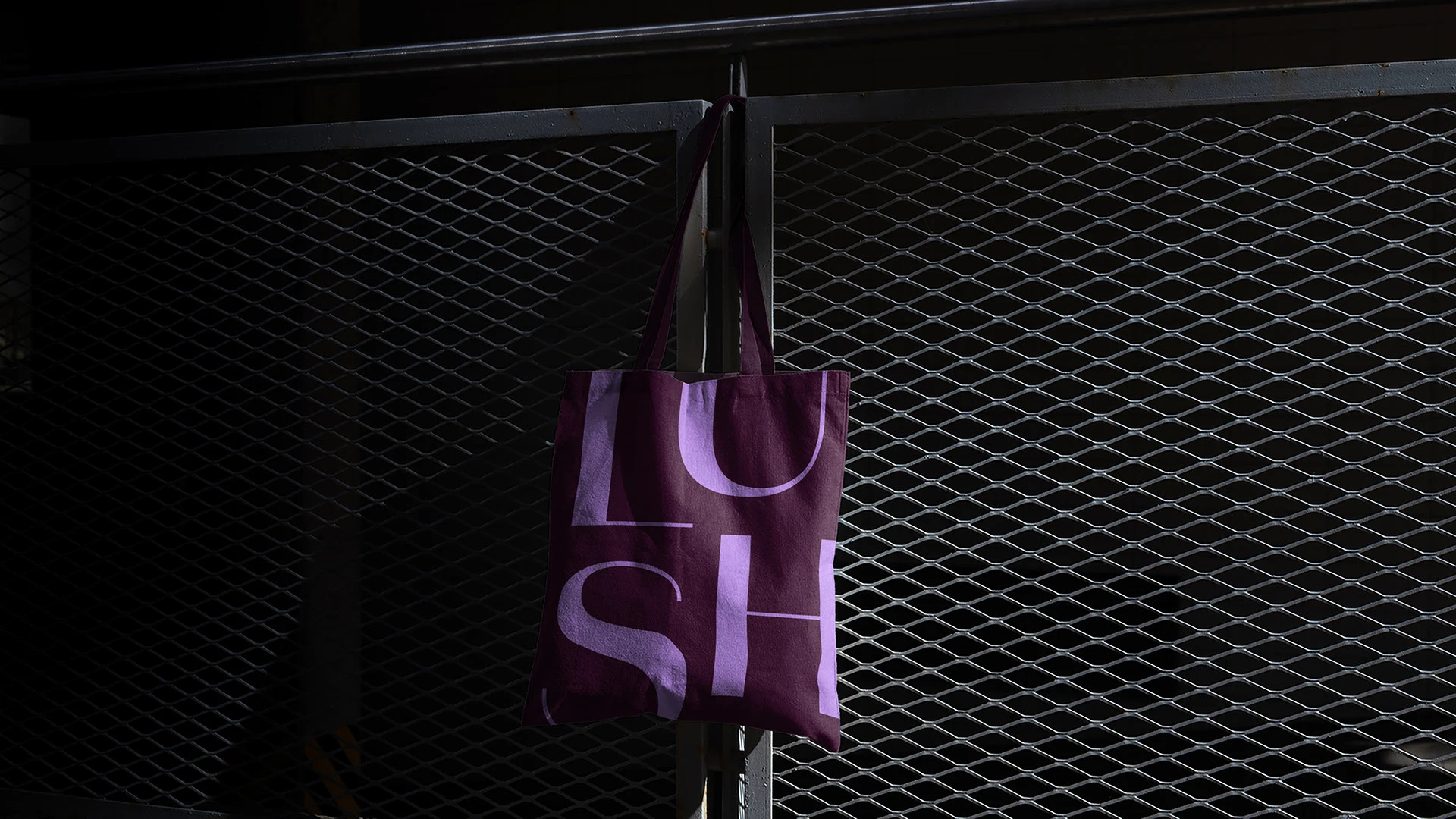 Lush, image 15